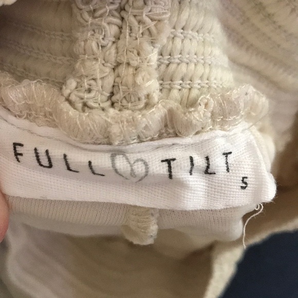 ☀️Full tilt lace shorts☀️ - Picture 4 of 5